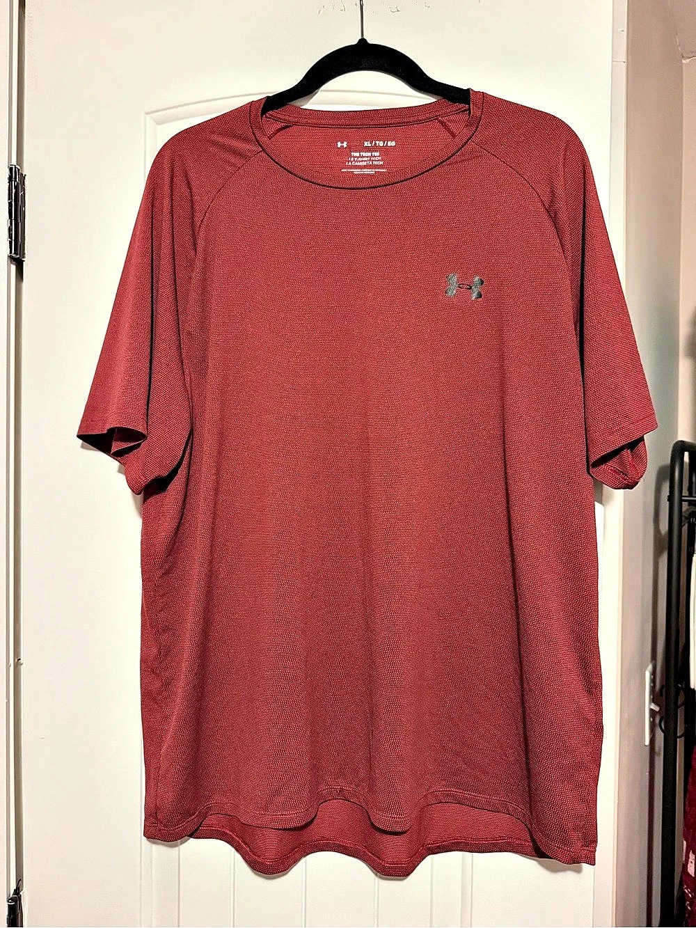 Under Armour Tech 2.0 Short Sleeve Tech Shirt Red XL Like New